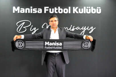 Manisa FK'da Osman Özköylü imzayı attı