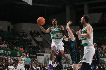 Bursaspor İnfo Yatırım - Telekom Basket Bonn: 73-91