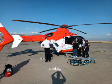 Ambulans helikopter, 4'üncü kattan düşen Baran için havalandı