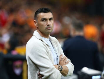 Burak Yılmaz, Beşiktaşlı taraftarları sakinleştirdi