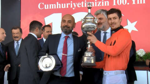 Cumhuriyet Koşusu ve Cumhurbaşkanlığı Koşusu Ankara'da yapıldı
