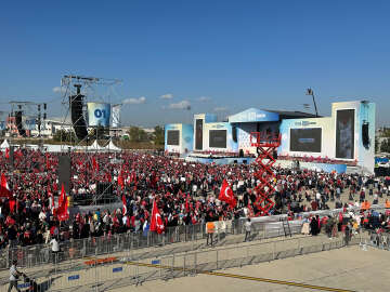Büyük Filistin Mitingi için alana girişler başladı