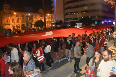 İzmir'de Cumhuriyet Bayramı coşkusu (2)