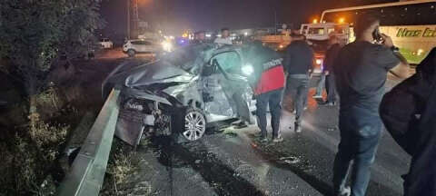 Elazığ'da yolcu otobüsü otomobile çarptı: 2 yaralı