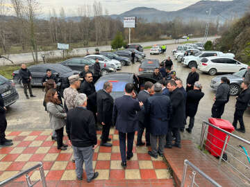 Bakan Tunç, Bartın'da cenazeye katıldı (2)