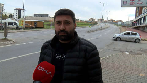 Tuzla'da motosiklet otomobile çarptı : 2 yaralı