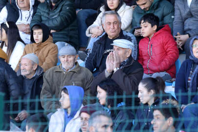 (ÖZEL) Maküspor'un en yaşlı taraftarları: Ömrümüz yettikçe statta olacağız