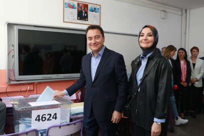 Babacan: Demokrasimize sahip çıkalım