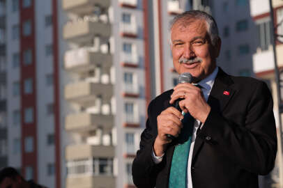Adana'da CHP'li Zeydan Karalar  güven tazeledi