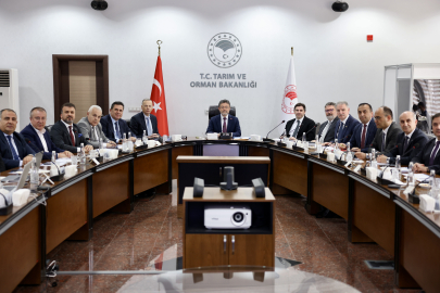 Bakan Yumaklı: 2023'te 212 ülkeye tarım ürünü ihraç ettik