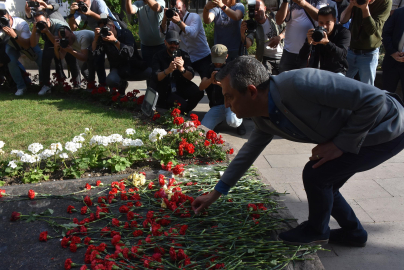 Özgür Özel: Zübeyde Hanım olmasaydı bu topraklar Türkiye Cumhuriyeti'nin toprağı olmazdı