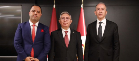 Galatasaray'da başkan adayları renk seçimi yapıldı