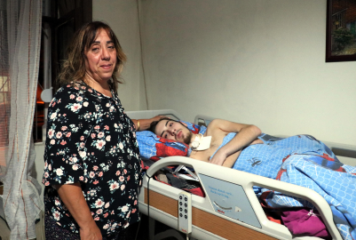 Efe Can, motosiklet kazasından sonra yatağa bağımlı hale geldi