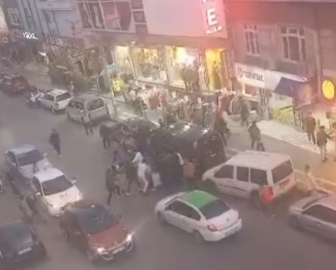 İstanbul - Esenyurt'ta 'Yan baktın' kavgası: 1 yaralı