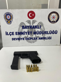 İzmir’deki uygulamada aranan 2 hükümlü ile 3 şüpheli yakalandı