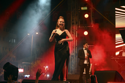 Kırıkkale'de düzenlenen KALEFEST'te Lara konseri