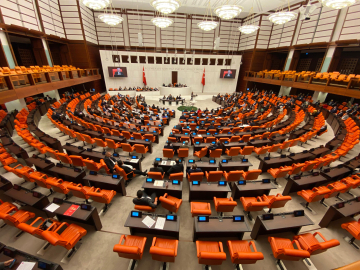 İsrail'in Refah saldırılarını kınayan tezkere, TBMM'de kabul edildi