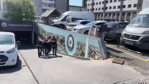 İstanbul - Küçükçekmece’de işyerine ses bombalı saldırı: 7 kişi tutuklandı