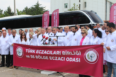 TEB Başkanı Üney: Eczacılık fakültelerine giriş için başarı sıralaması 50 bin olmalı