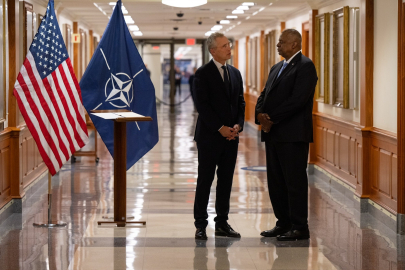 ABD Savunma Bakanı Austin’den NATO Genel Sekreteri Stoltenberg için veda mesajı