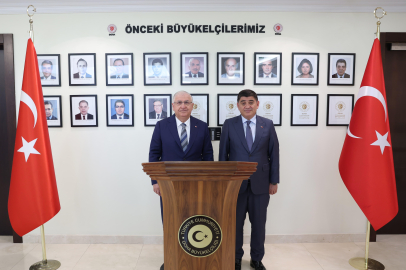Milli Savunma Bakanı Güler, Katar’da