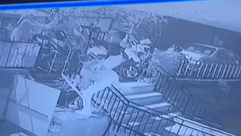 İstanbul - Şişli’de tornavidalı dedikodu kavgası; o anlar kamerada