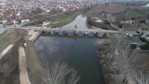 Edirne'de kuraklığa karşı Tunca Nehri'ne mini baraj