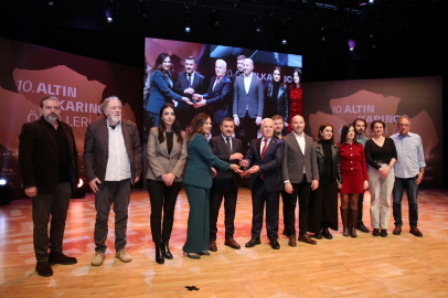 Küçükçekmece Belediyesi, Altın Karınca ödülü aldı