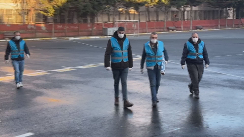 İstanbul- Küçükçekmece'de denetimli serbestlik kapsamındaki yükümlüler okulları temizledi