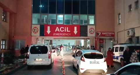 Batman'da  silahlı, bıçaklı park yeri kavgası: 1'i ağır, 3 yaralı
