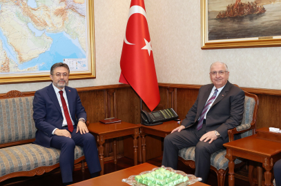 Bakanlar Güler ile Yumaklı bir araya geldi