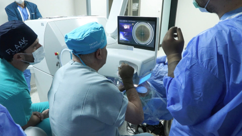 Göz rengi değiştirme ameliyatlarına talep artıyor; en çok ‘yeşil’ tercih ediliyor