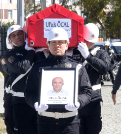 Kanser nedeniyle hayatını kaybeden başpolise veda