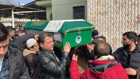 Sakarya - Otomobil bariyerlere çarptı: 3 ölü (2) / Video eklendi