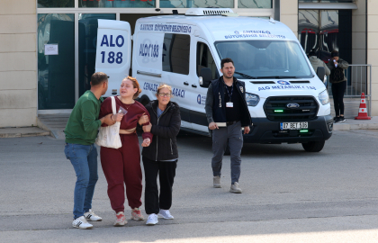 2 ay önce evlendiği hemşire eşini satırla öldürdü (2)