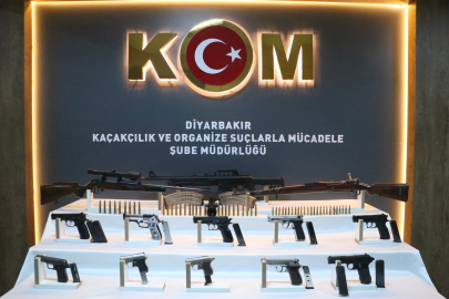 Kargo şirketi araçlarına özel bölümler yapıp, silah zulalamışlar; 17 gözaltı