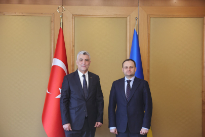 Ticaret Bakanı Bolat, Ukrayna'da