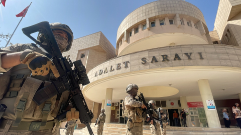 Şanlıurfa merkezli DEAŞ operasyonunda 3 tutuklama