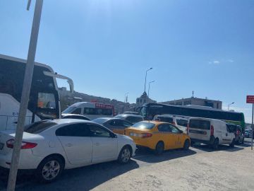 İstanbul- 15 Temmuz Demokrasi Otogarı'nda bayram dönüşü yoğunluğu