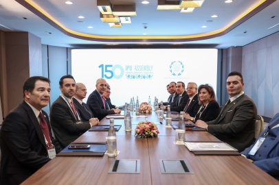 TBMM Başkanı Kurtulmuş, Mısır Temsilciler Meclisi Başkanı Gebali ile görüştü