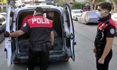 Almanları dolandıran şebeke üyeleri suçlamaları reddetti
