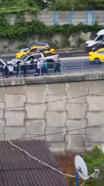İstanbul - Sarıyer'de öğrenci servisiyle pikap çarpıştı: 9'u öğrenci 11 yaralı - 1 / Ek fotoğraflarla
