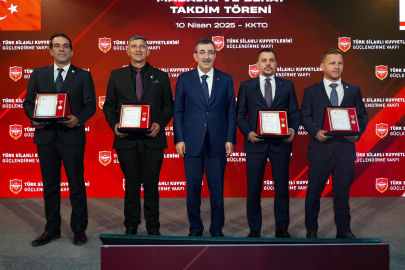 Cumhurbaşkanı Yardımcısı Yılmaz, KKTC'de 'Bağışçılar Madalya ve Berat Takdim Töreni'ne katıldı