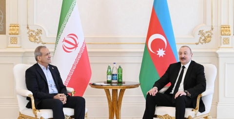 İran Cumhurbaşkanı Pezeşkiyan ile Azerbaycan Cumhurbaşkanı Aliyev telefonda görüştü