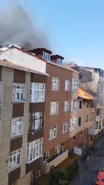 İstanbul - Gaziosmanpaşa'da 4 katlı binada yangın-1