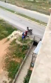 Antalya'da bir kişiyi darbeden 2 polis görevden uzaklaştırıldı