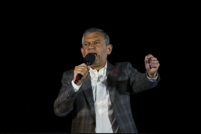 İstanbul- Özgür Özel, Silivri Meydanı'nda konuştu