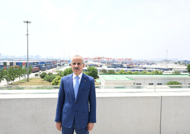 Bakan Uraloğlu, Şian Port Lojistik Merkezi’ni ziyaret etti