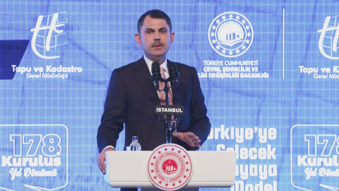 İstanbul -Bakan Kurum: Yıllardır tapu bekleyen vatandaşlarımıza tapularını kazandıracağız / Geniş haber