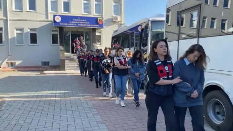 İstanbul - İBB operasyonunda gözaltına alınanlar adliyeye sevk edildi / Geniş haber